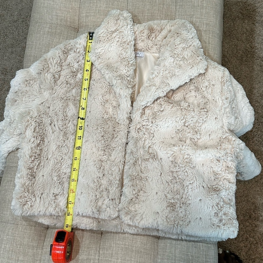 Jennifer Lopez Women’s Cream Faux Cropped Jacket - Size Large (EUC) - Picture 8 of 11